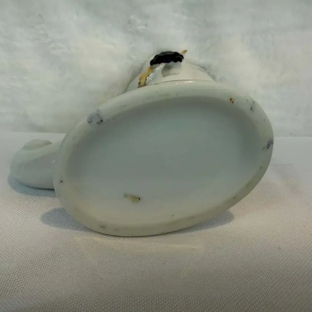 Small vintage porcelain cornucopia vase white w/ gold trim purple grapes 5”